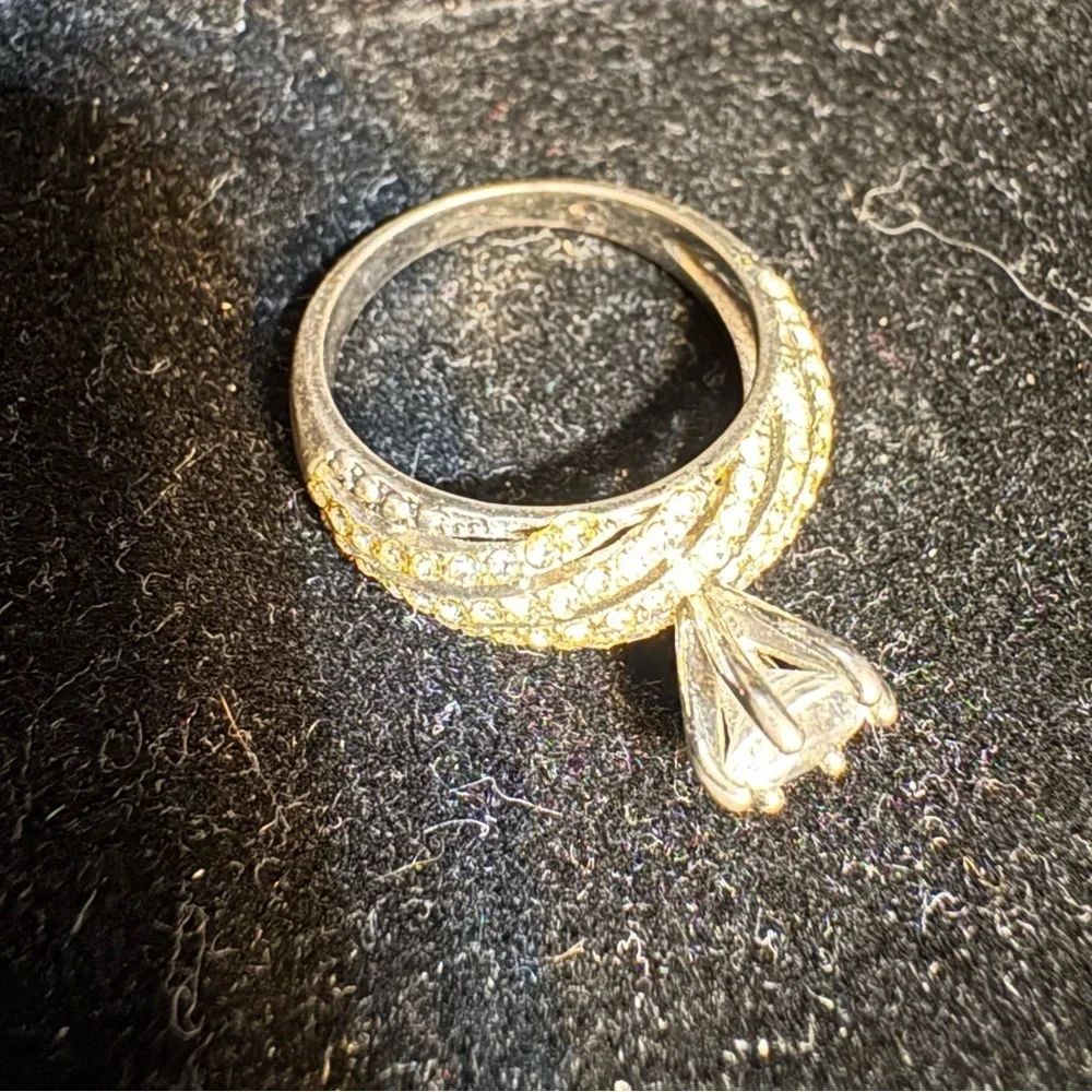 Source Unknown Gold and Silver Women's Ring
